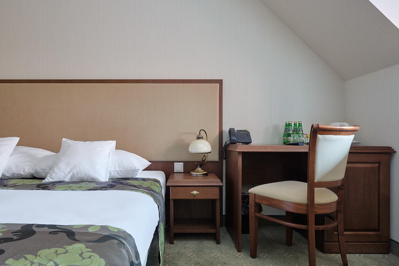 Hotel Palac Poledno Kültér fotó