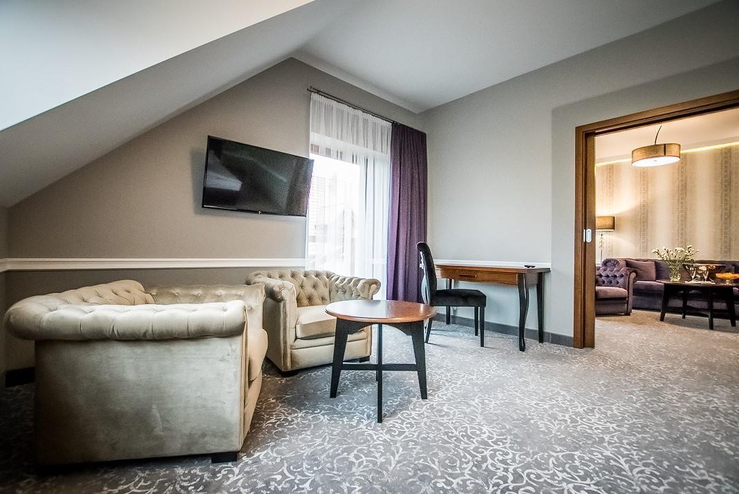 Hotel Palac Poledno Kültér fotó
