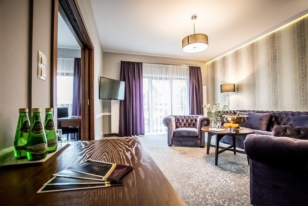 Hotel Palac Poledno Kültér fotó